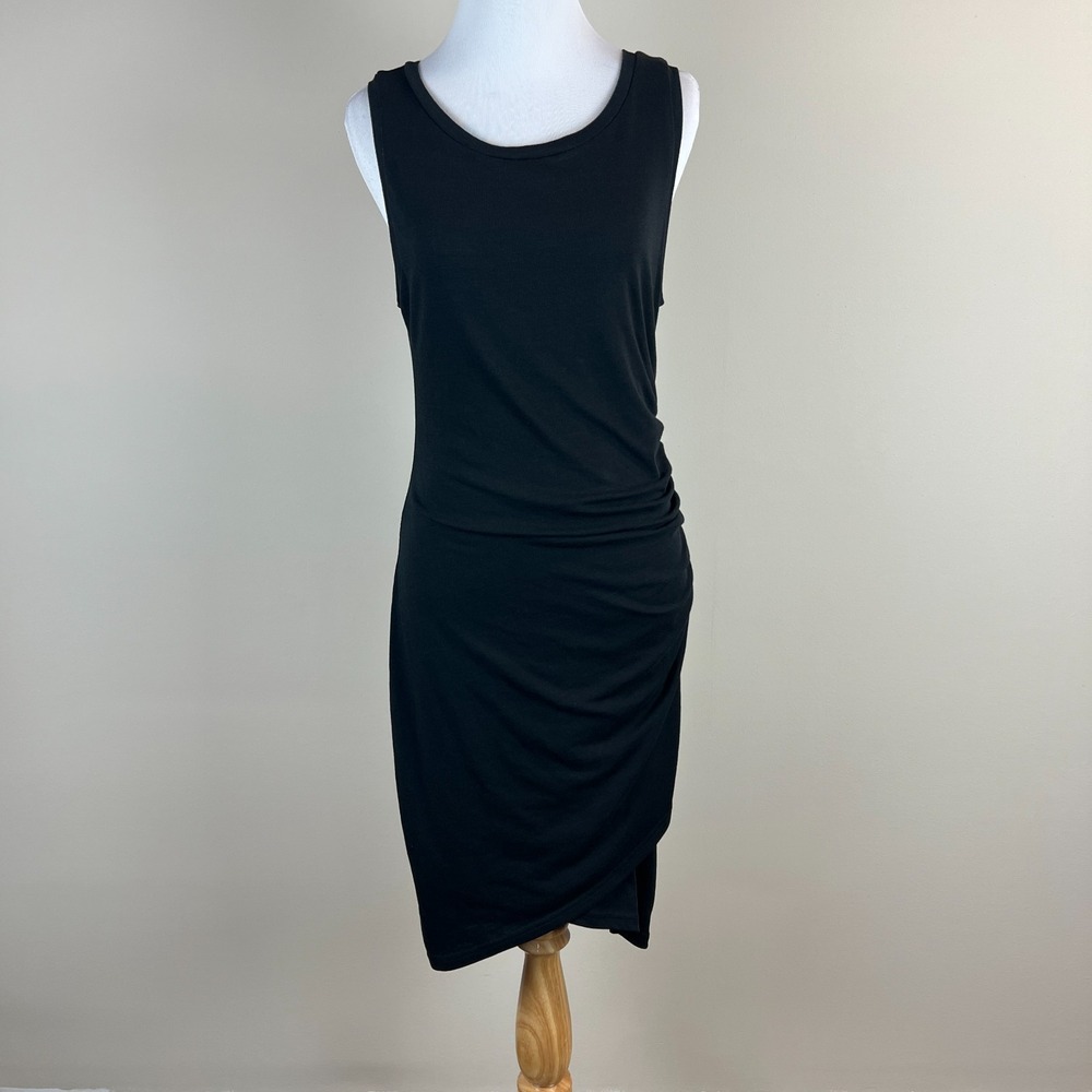 Leith Nordstrom Dress Womens Medium‎ Black Ruched Flattering Sleeveless Knit M